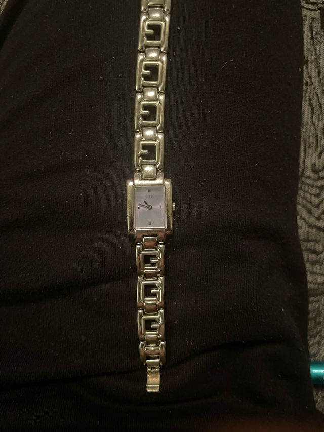 Reloj Guess Mujer Plata