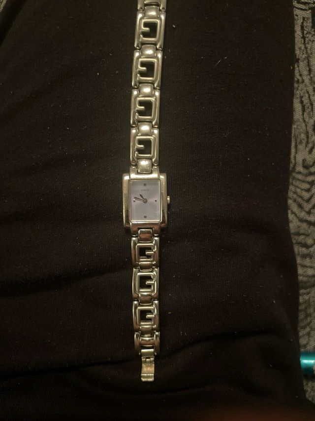 Reloj Guess Mujer Plata