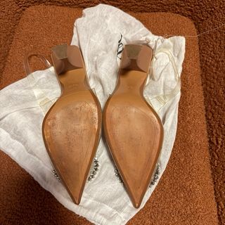 Tacones Zara vinilo beige