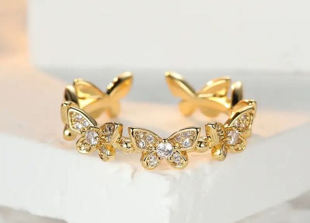 Anillo mariposa dorado ajustable