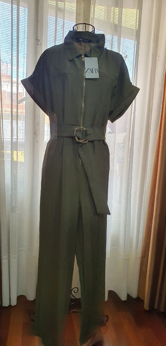 Mono Zara verde oliva - Talla L