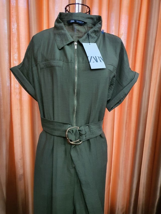 Mono Zara verde oliva - Talla L