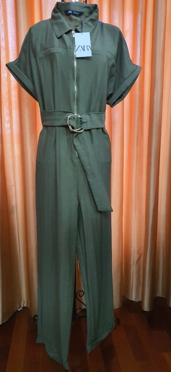 Mono Zara verde oliva - Talla L