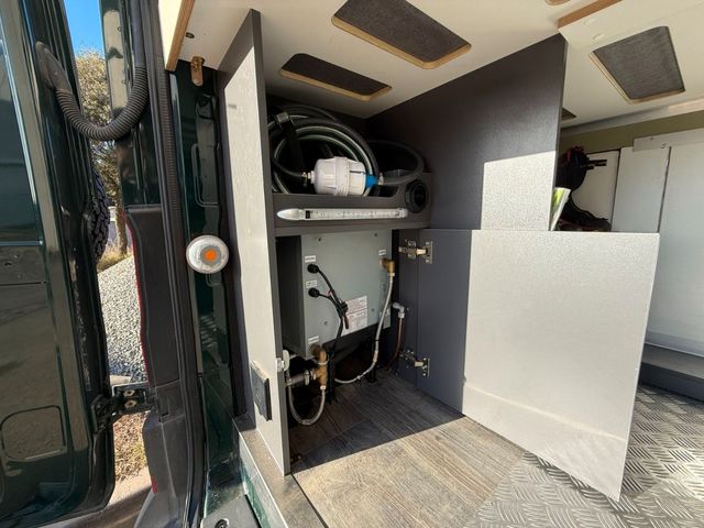 CAMPER MAN TGE 2.0