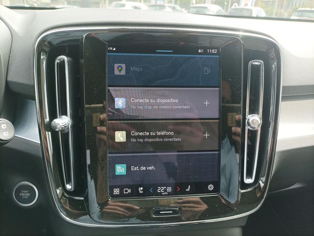 VOLVO XC40 2.0 B3 PLUS DARK AUTO 163 5P