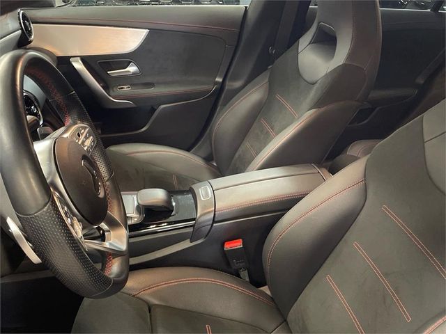 MERCEDES-BENZ Clase CLA 200 D DCT Shooting Brake