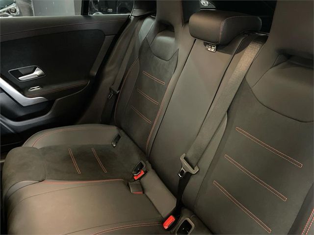 MERCEDES-BENZ Clase CLA 200 D DCT Shooting Brake