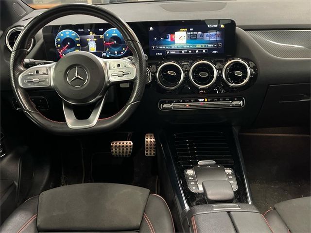 MERCEDES-BENZ Clase GLA 200 D