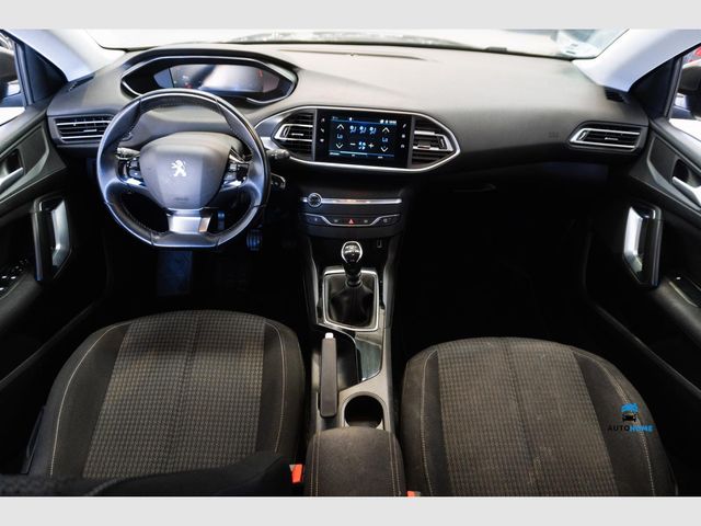 Peugeot 308 5p Allure Pack PureTech 110 S&S