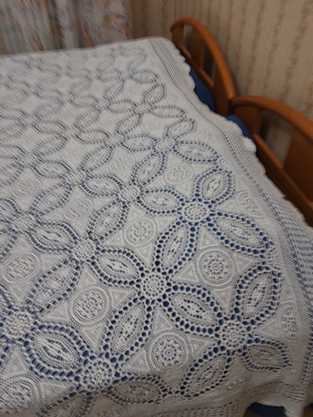 Copriletto uncinetto cotone bianco