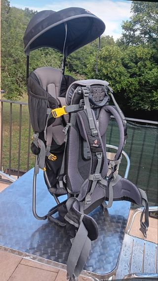 Mochila portabebés Deuter