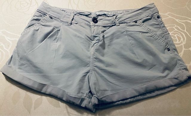 Shorts Bershka azul claro - L