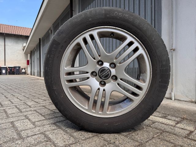 4 Pneumatici Estivi Continental 205/55 R16