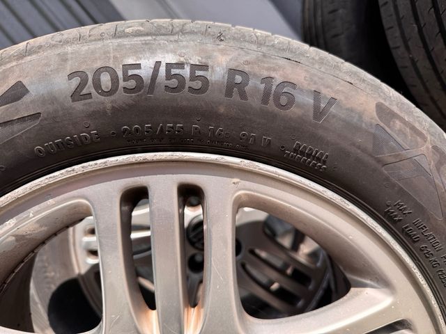 4 Pneumatici Estivi Continental 205/55 R16
