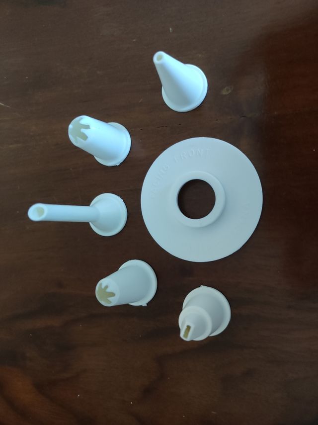 Lillo il biscottiere the biscuit maker