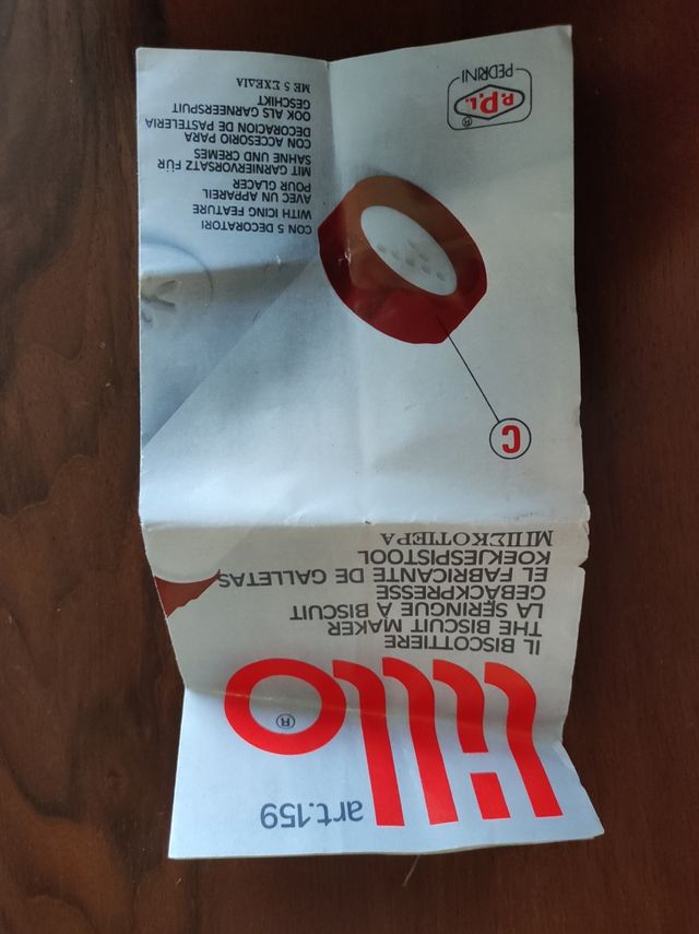 Lillo il biscottiere the biscuit maker