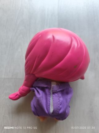 Muñeca Bellies Beth profesora