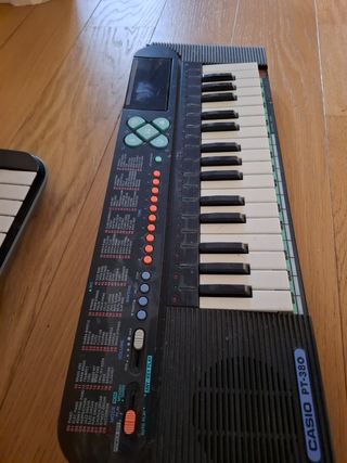 CASIO PT-380 - Órgano Portátil