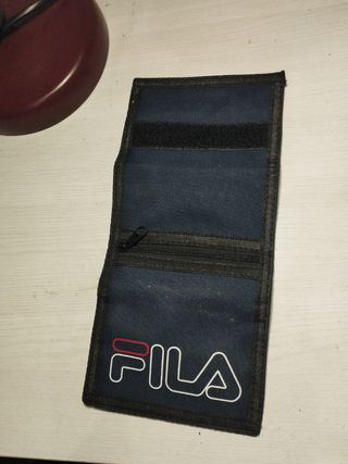 Cartera Fila azul y negra