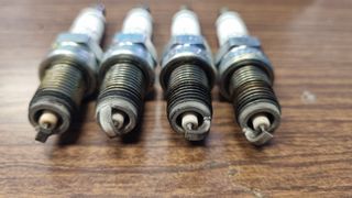 4 Candele NGK IKR9J8 Usate Alfa Romeo MiTo 1.4