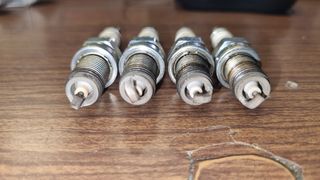 4 Candele NGK IKR9J8 Usate Alfa Romeo MiTo 1.4