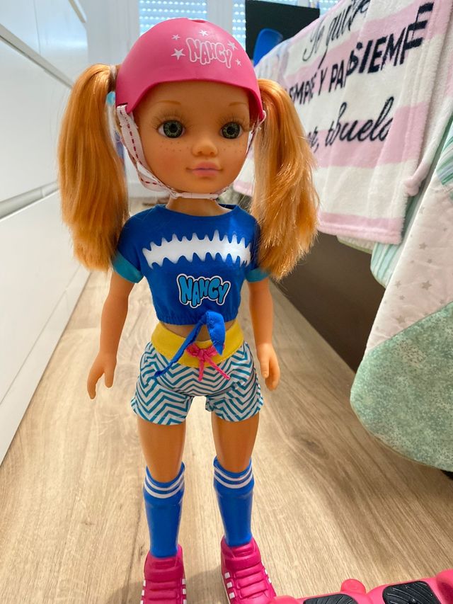 Muñeca NANCY OVERBOARD