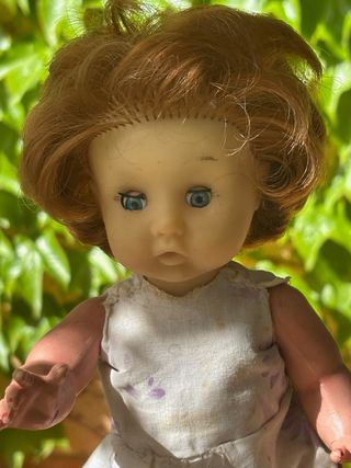 Muñeca antigua Angela de industrias Leb