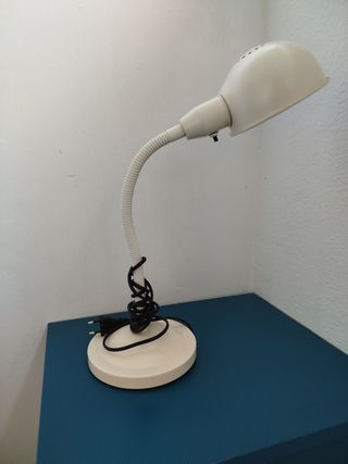 Lámpara escritorio vintage blanca