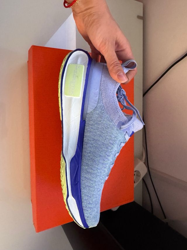 Zapatillas Nike Invincible 3 - Azul/Blanco