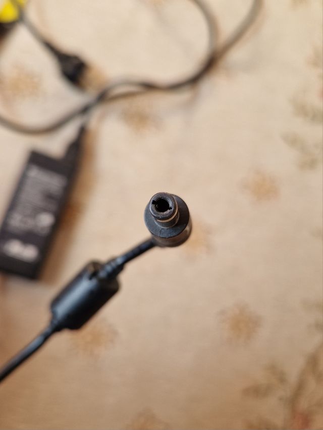 Adaptador AC Delta Electronics