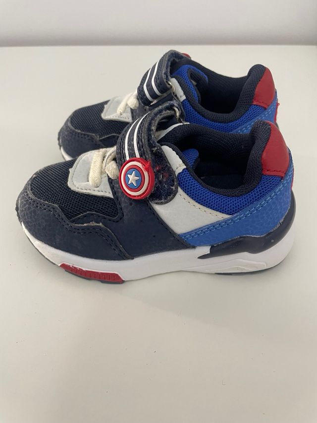 Zapatillas Bebé Capitán América