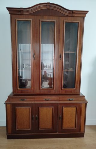 Vitrina madera 2 puertas