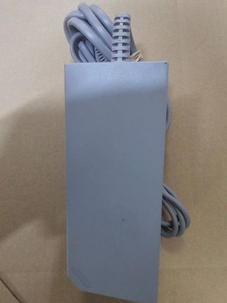Fuente alimentación Nintendo Wii