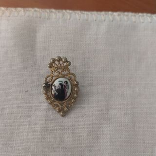 Broche antiguo Santa Rita