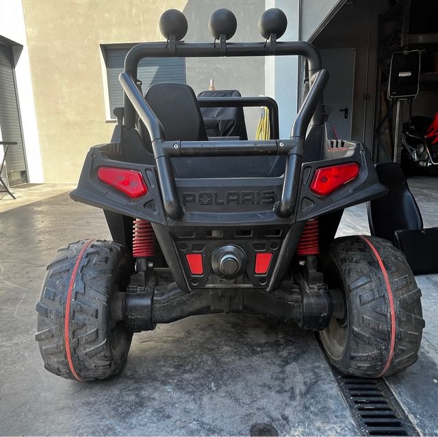 Coche PEG- PEREGO infantil Polaris RZR 24V