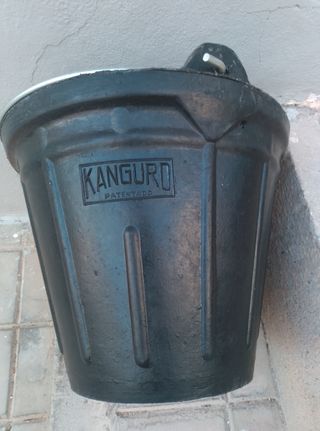 Cubo plástico Kanguro 12litro 