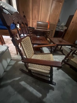 2 Dondoli di legno e vimini