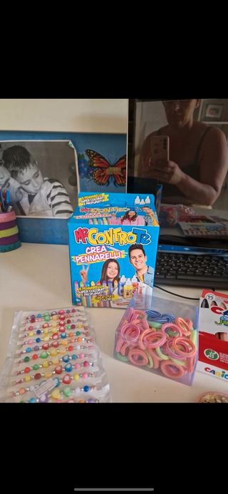 Set regalo bimba: pennarelli+braccialetti