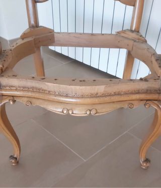 DOS SILLONES ANTIGUOS