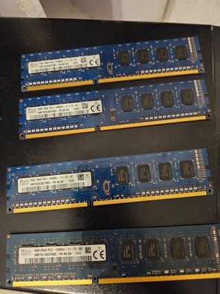 4x RAM SK hynix 2GB & 4GB PC3-12800