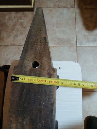 Yunque antiguo de herrero