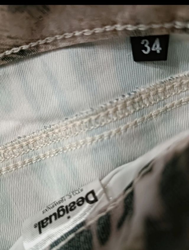 Pantalones Desigual estampados