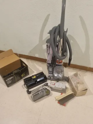 Aspiradora Kirby Sentria usada