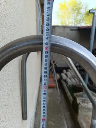 Escalera piscina 2 peldaños acero inoxidable.