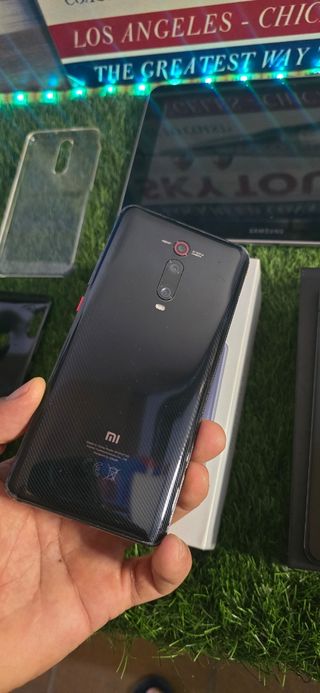 Xiaomi Mi 9T e Poco F2 Pro neri
