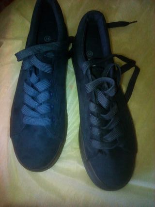 Zapatillas Pliuma azul oscuro