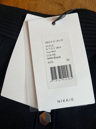 Gonna NIKKIE nera, tg 36