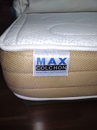 2 camas Ikea blancas 80x200 con sus colchones.