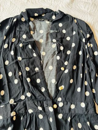 Mono corto con lunares