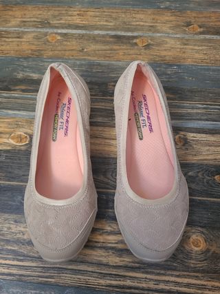 Skechers Ballet Flats - Beige